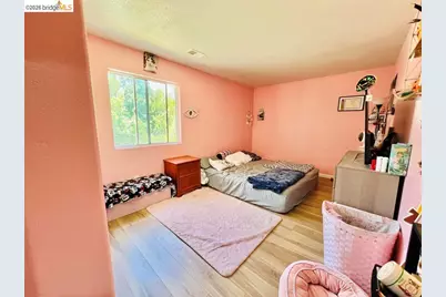 2215 Dune Pl, Stockton, CA 95206 - Photo 9