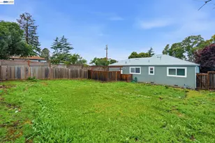1839 Hill Ave, Hayward, CA 94541 - Photo 17