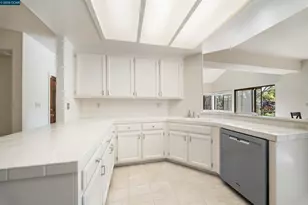 360 Eagle Nest Ln, Danville, CA 94506 - Photo 11