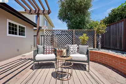 328 Sand Beach Rd, Alameda, CA 94501 - Photo 45