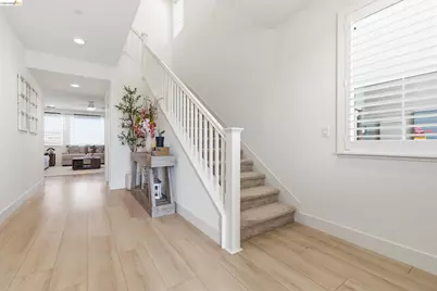 2225 Delta View Ave, Sacramento, CA 95832 - Photo 5