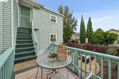 532 42nd St, Oakland, CA 94609 - Photo 25
