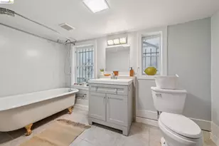 532 42nd St, Oakland, CA 94609 - Photo 33