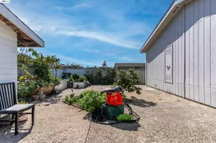 628 17th St, Richmond, CA 94804 - Photo 51