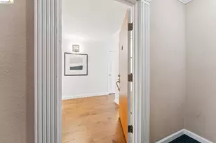 77 Fairmount Ave, Oakland, CA 94611 - Photo 3