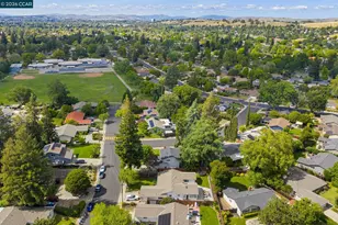 326 Dogwood Dr, Walnut Creek, CA 94598 - Photo 9