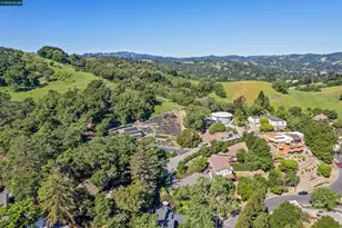 3391 Woodview Dr, Lafayette, CA 94549 - Photo 29