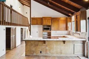 3391 Woodview Dr, Lafayette, CA 94549 - Photo 11