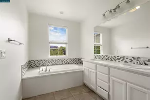 1555 Glenn St, Hayward, CA 94545 - Photo 17