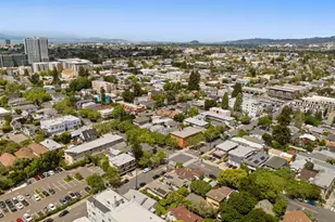 389 38th St, Oakland, CA 94609 - Photo 43