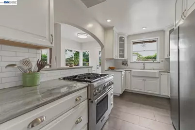 543 Fortuna Ave, San Leandro, CA 94577 - Photo 15