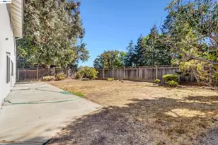 654 Calpella Dr, San Jose, CA 95136 - Photo 29