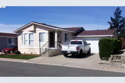 1840 Paris Lane #61, Antioch, CA 94509 - Photo 3