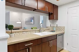 1792 Bevin Brook Dr, San Jose, CA 95112 - Photo 13