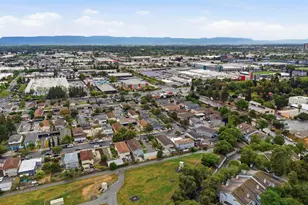 1792 Bevin Brook Dr, San Jose, CA 95112 - Photo 37