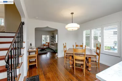 905 Del Mar Ave, Alameda, CA 94501 - Photo 17