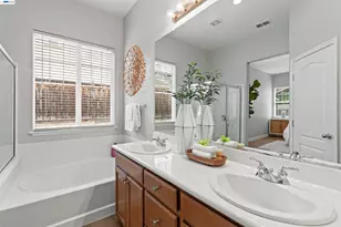 327 Goodall Dr, Mountain House, CA 95391 - Photo 27