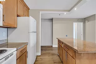 555 Pierce St, Albany, CA 94706 - Photo 13