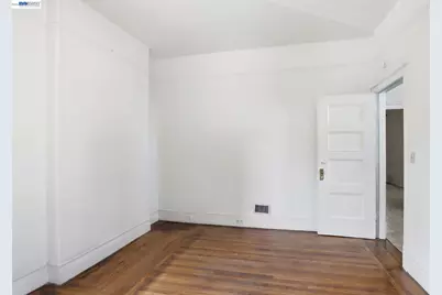 55 8th St, Oakland, CA 94607 - Photo 17