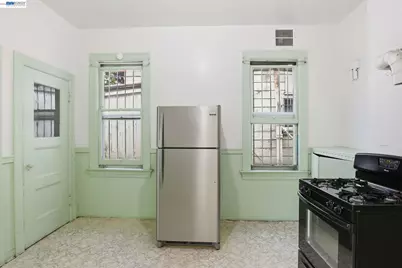 55 8th St, Oakland, CA 94607 - Photo 13