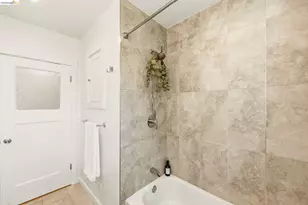 3600 Quigley St, Oakland, CA 94619 - Photo 21
