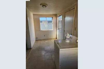 617 Fallon St, Oakland, CA 94607 - Photo 21