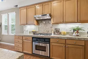 6005 Hillbrook Pl, Dublin, CA 94568 - Photo 9