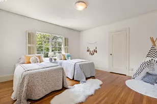 774 Trestle Glen Rd, Oakland, CA 94610 - Photo 31