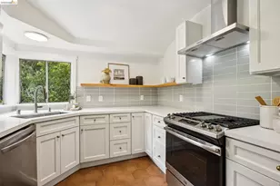 1201 Mountain Blvd, Oakland, CA 94611 - Photo 17