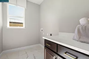 519 Yarrow Dr, Fairfield, CA 94534 - Photo 17