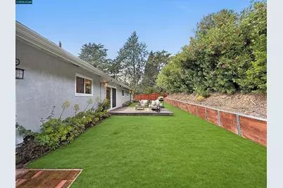 8 Cherry Hills Court, Lafayette, CA 94549 - Photo 25