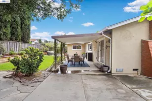 2616 Peartree Ln, San Jose, CA 95121 - Photo 51