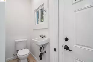 3006 High St, Oakland, CA 94619 - Photo 19
