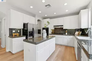 2740 Dresser Ct, Campbell, CA 95008 - Photo 9