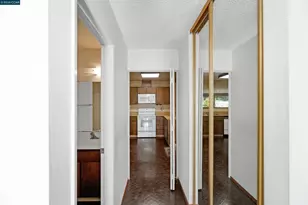 121 Violet Rd, Hercules, CA 94547 - Photo 33