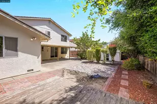 121 Violet Rd, Hercules, CA 94547 - Photo 61