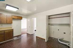 121 Violet Rd, Hercules, CA 94547 - Photo 25