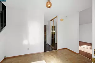 121 Violet Rd, Hercules, CA 94547 - Photo 13