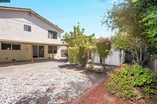 121 Violet Rd, Hercules, CA 94547 - Photo 57