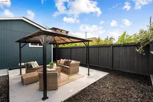 5521 Fremont St, Oakland, CA 94608 - Photo 27
