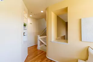 742 6th St, San Jose, CA 95112 - Photo 9