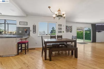 3917 Warbler Dr, Antioch, CA 94509 - Photo 7