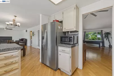 3917 Warbler Dr, Antioch, CA 94509 - Photo 21