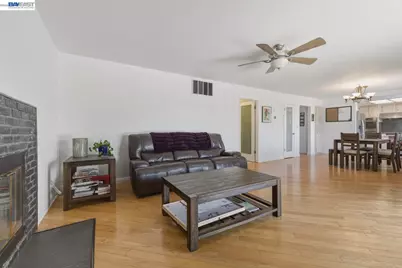 3917 Warbler Dr, Antioch, CA 94509 - Photo 13