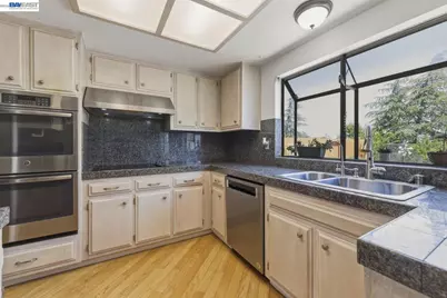 3917 Warbler Dr, Antioch, CA 94509 - Photo 19