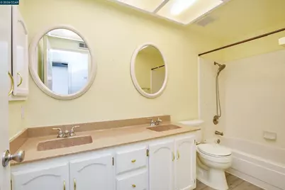 196 Bittercreek Dr, Folsom, CA 95630 - Photo 29