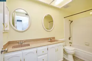 196 Bittercreek Dr, Folsom, CA 95630 - Photo 29
