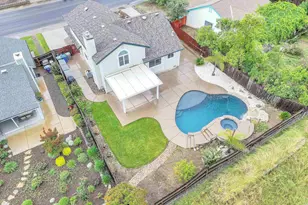 196 Bittercreek Dr, Folsom, CA 95630 - Photo 1
