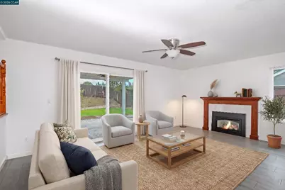 196 Bittercreek Dr, Folsom, CA 95630 - Photo 15