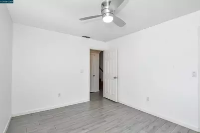 196 Bittercreek Dr, Folsom, CA 95630 - Photo 19